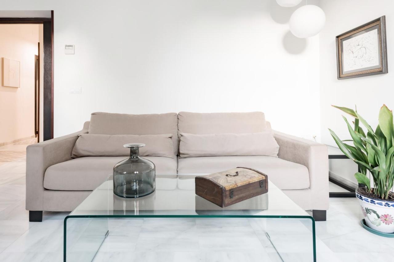 Apartamento Con Solera En El Corazon De Triana Sevilla Exteriör bild