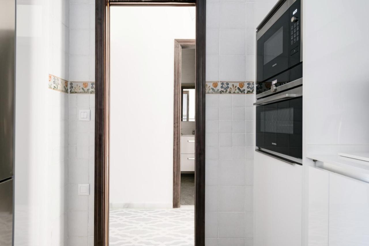 Apartamento Con Solera En El Corazon De Triana Sevilla Exteriör bild